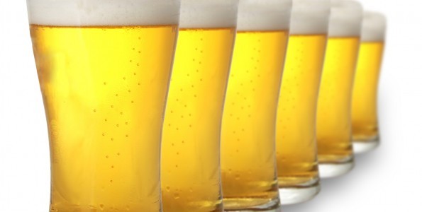 Los españoles consumen de media 6 cervezas a la semana