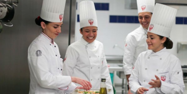 Doce alumnos extranjeros se formarán en gastronomía española