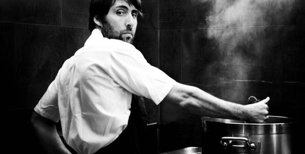 El chef más de moda en París, Iñaki Aizpitarte