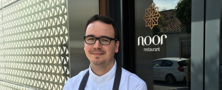 Paco Morales, chef de Noor, este 2025 fue reconocido como una de las figuras más influyentes del año