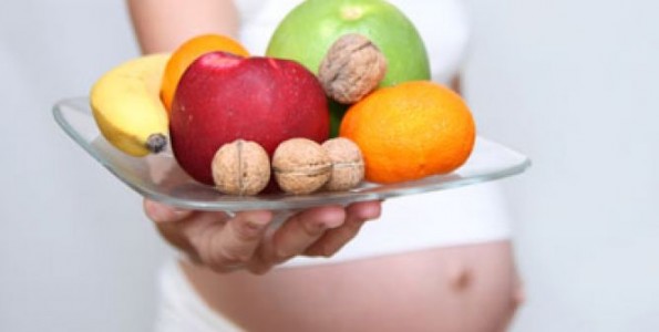 La alimentación en el embarazo centra el Día de la Nutrición