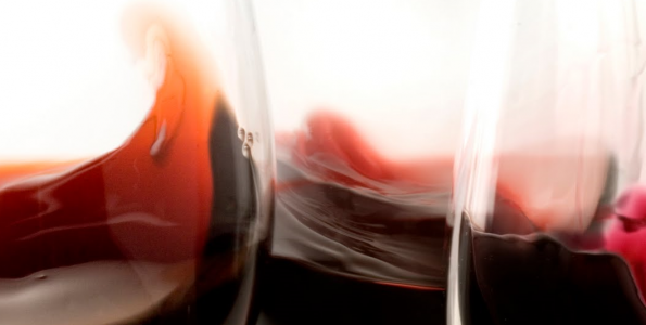 Menos producción y más precio para los vinos españoles en el exterior