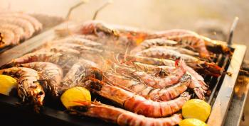 Dani García y el secreto de las gambas: El chef malagueño ha desvelado que para lograr unas gambas a la plancha perfectas se debe prescindir del aceit