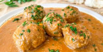 Albóndigas españolas en salsa de almendras: El secreto de la cocina tradicional en 2026