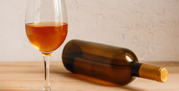 Vinos naranjas: el renacimiento de una tradición milenaria
