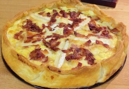 Quiche de queso de cabra, bacon y cebolla